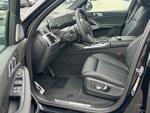 New 2026 BMW X7 M60i image 4