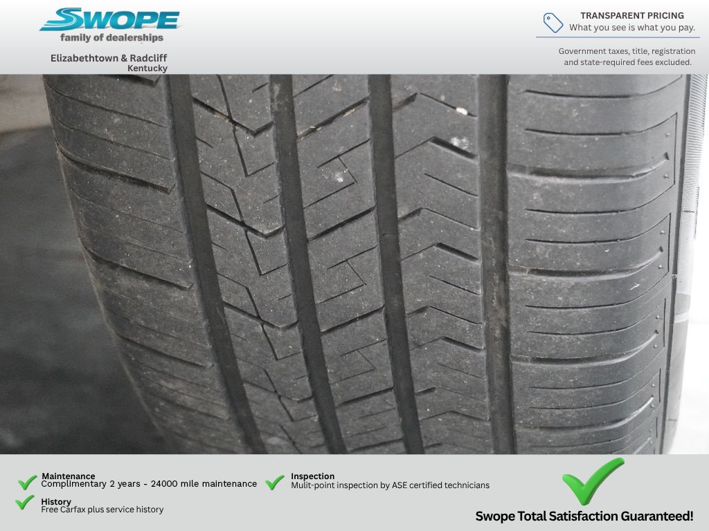 Used 2023 Ford Explorer XLT w/ Equipment Group 202A AWD/4WD image 36