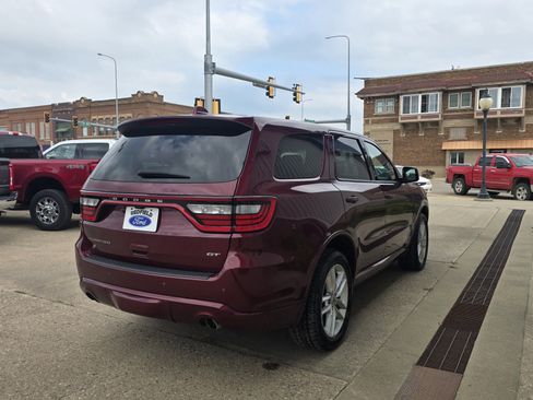 Used 2022 Dodge Durango GT image 4