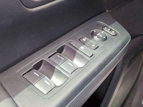 Used 2024 Honda CR-V LX image 15