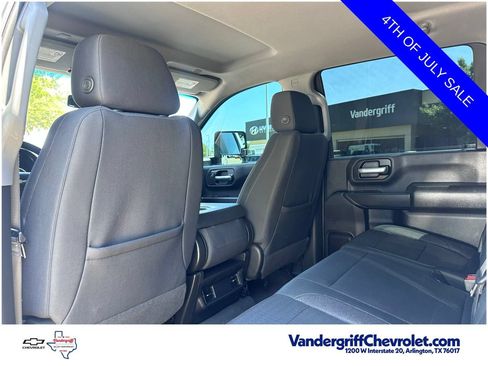 Used 2022 Chevrolet Silverado 2500 Custom w/ Custom Value Package AWD/4WD image 18