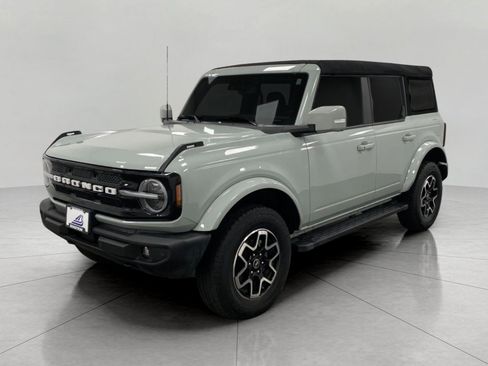 Used 2023 Ford Bronco Outer Banks AWD/4WD image 9