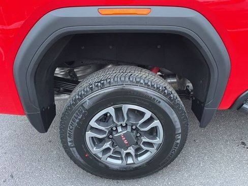 New 2026 GMC Sierra 2500 SLE w/ SLE Value Package; AWD/4WD image 8