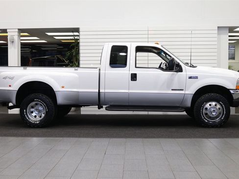 Used 2000 Ford F350 XLT image 5