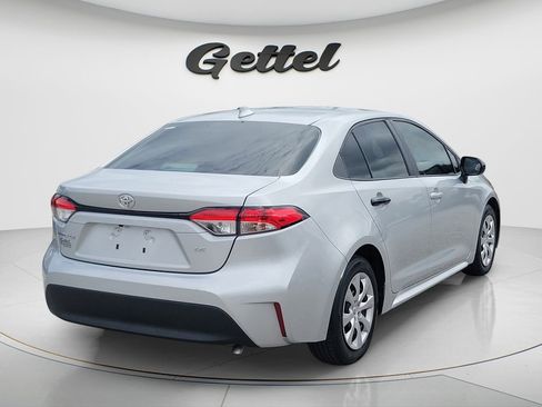 Used 2024 Toyota Corolla LE image 5