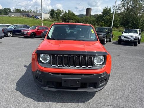 Used 2017 Jeep Renegade Sport w/ Power & Air Group AWD/4WD image 3