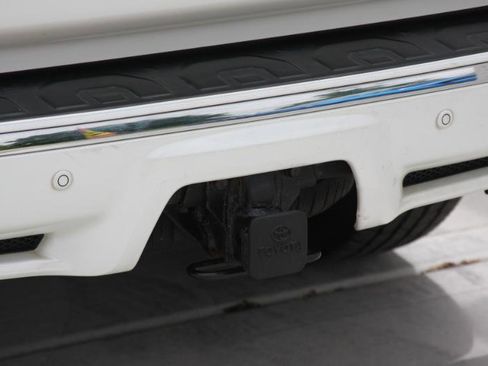 Used 2016 Toyota 4Runner Limited AWD/4WD image 11
