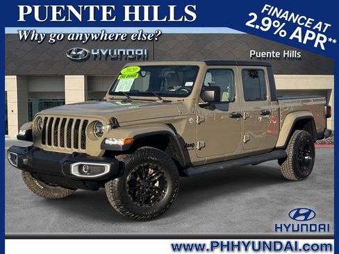 Used 2020 Jeep Gladiator Sport w/ Quick Order Package 24S image 1