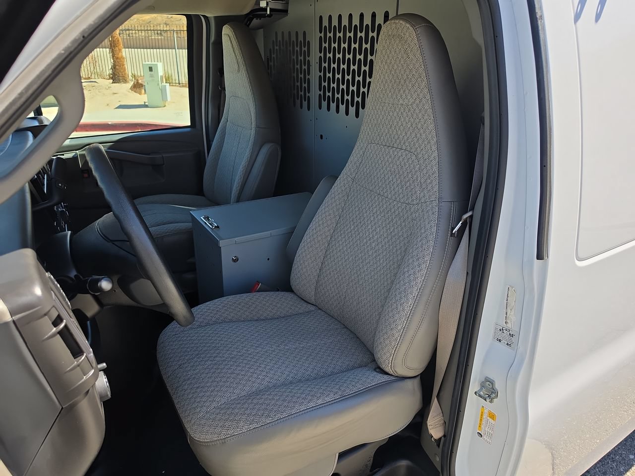 Used 2024 GMC Savana 2500 w/ Driver Convenience Package RWD image 18