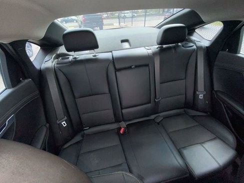 Used 2014 Chevrolet Impala LT w/ Convenience Package FWD image 2