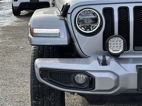 Certified 2020 Jeep Wrangler Unlimited Sahara image 9