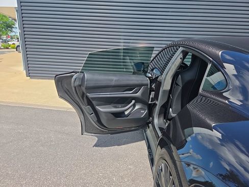 Certified 2022 Porsche Taycan GTS AWD/4WD image 24