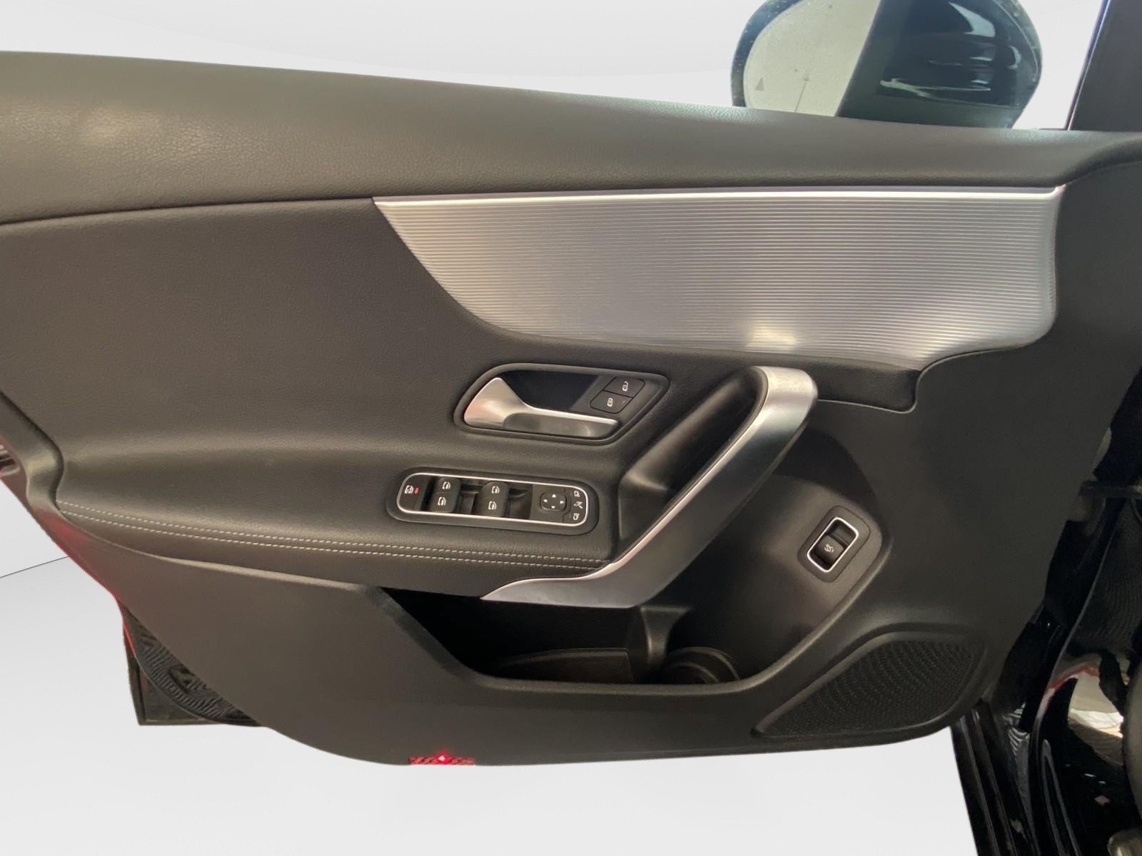 Used 2022 Mercedes-Benz A 220 image 18
