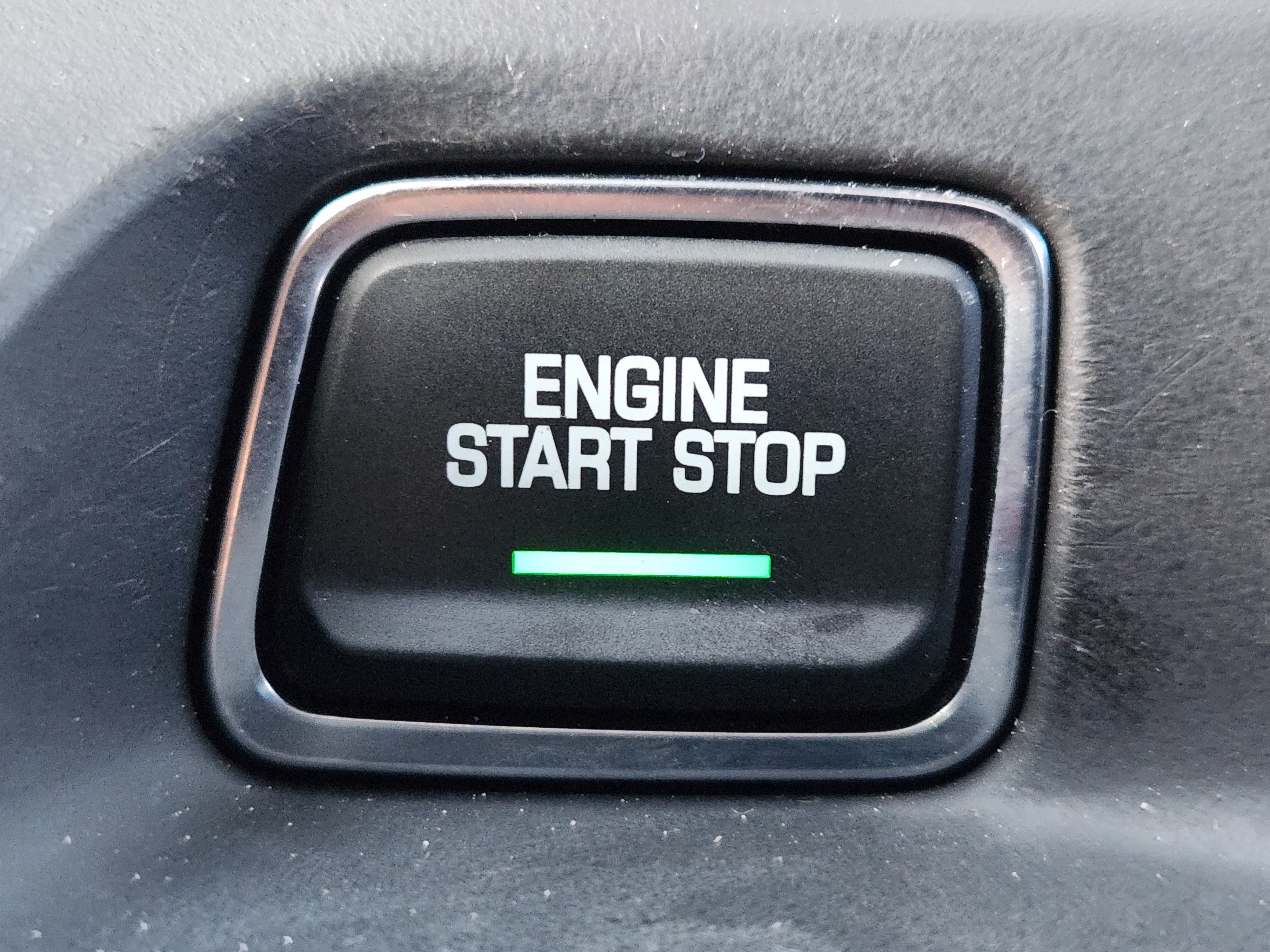Used 2016 Chevrolet Camaro SS RWD image 21