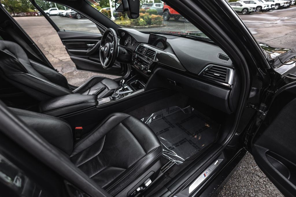 Used 2016 BMW M3 RWD image 27