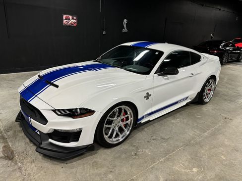 Used 2019 Ford Mustang GT Premium w/ GT Performance Package RWD image 4