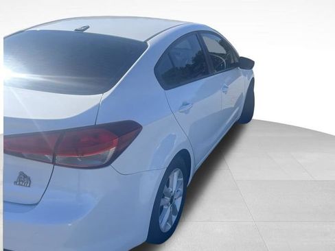 Used 2017 Kia Forte LX w/ LX Popular Package FWD image 14