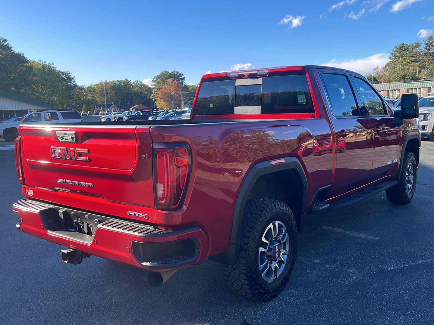 Used 2022 GMC Sierra 2500 AT4 w/ AT4 Preferred Package AWD/4WD image 5
