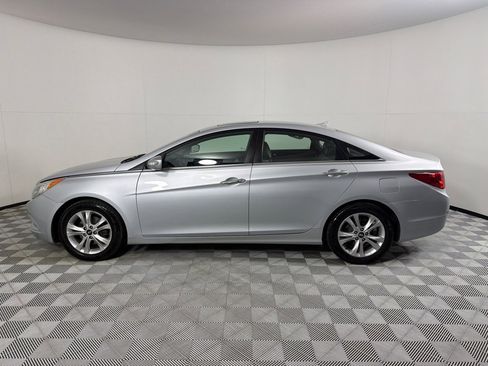 Used 2011 Hyundai Sonata Limited FWD image 8