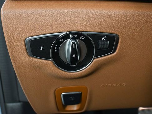 Certified 2018 Mercedes-Benz E 400 Coupe image 9