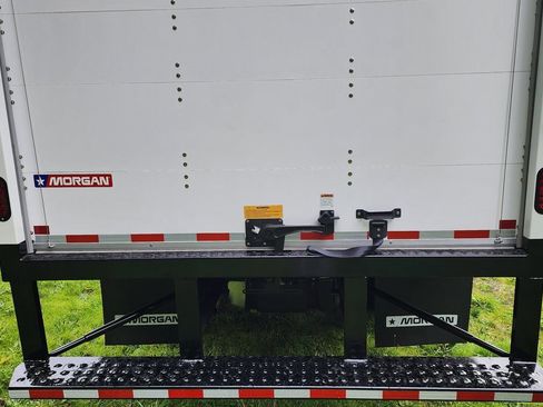 New 2024 Isuzu NPR image 4