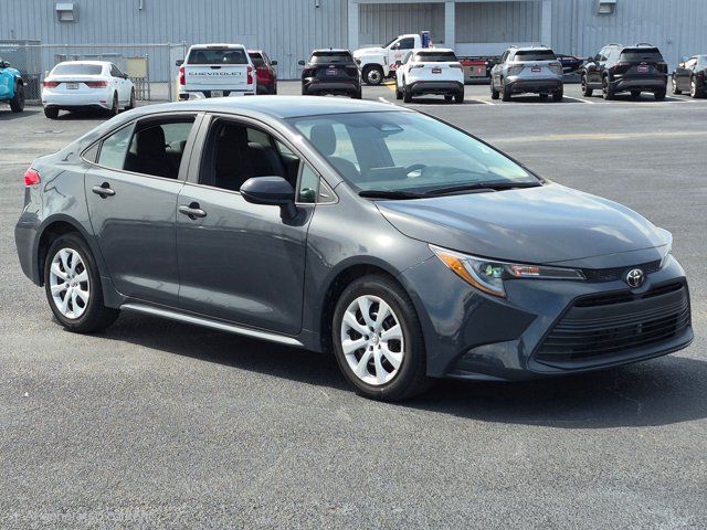 Used 2024 Toyota Corolla LE FWD image 3