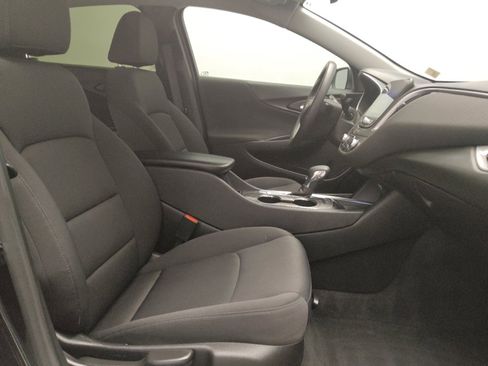 Used 2022 Chevrolet Malibu LT image 21