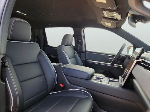 New 2026 GMC Sierra EV Elevation AWD/4WD image 15