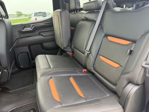 Used 2024 GMC Sierra 1500 AT4 w/ Technology Package AWD/4WD image 37