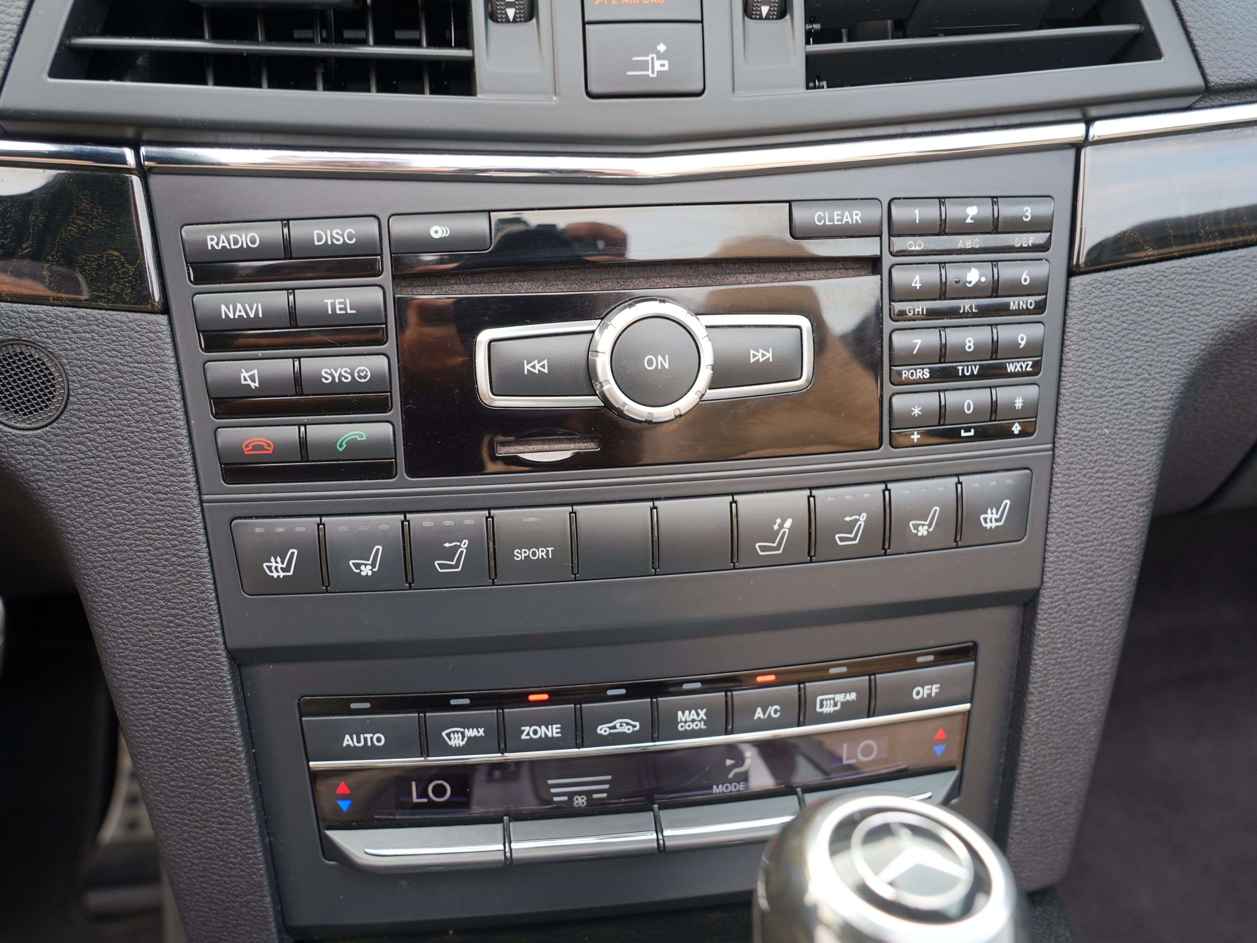 Used 2013 Mercedes-Benz E 550 Cabriolet image 31