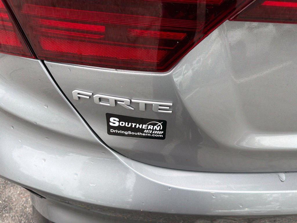 Used 2023 Kia Forte GT-Line FWD image 10