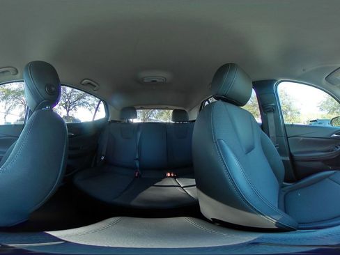 Used 2025 Buick Encore GX Preferred image 36