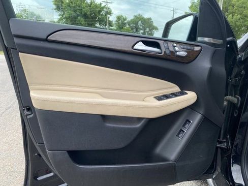 Used 2019 Mercedes-Benz GLS 450 4MATIC image 17