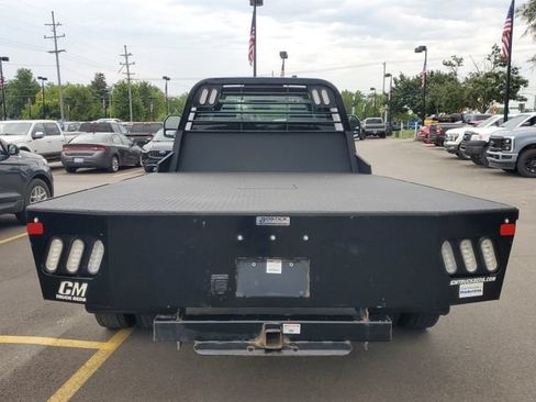 Used 2023 Ford F550 2WD Regular Cab Super Duty image 7