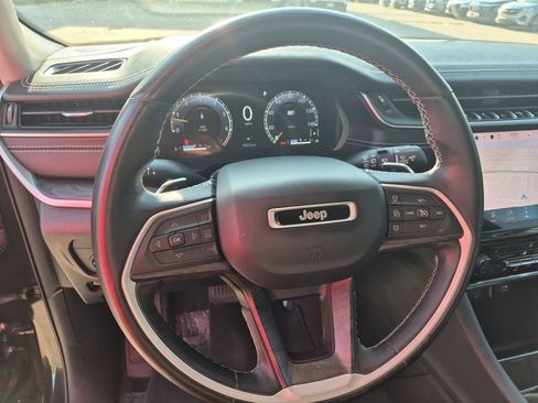 Used 2021 Jeep Grand Cherokee L Limited RWD image 14