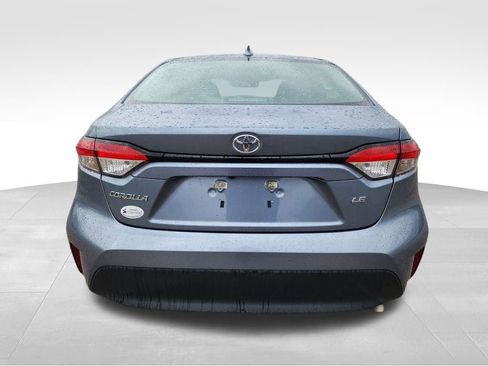 Used 2023 Toyota Corolla LE image 7