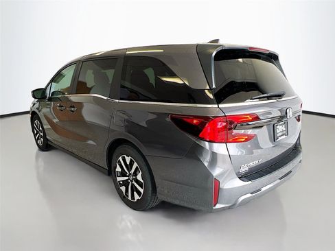 Used 2025 Honda Odyssey EX-L image 10