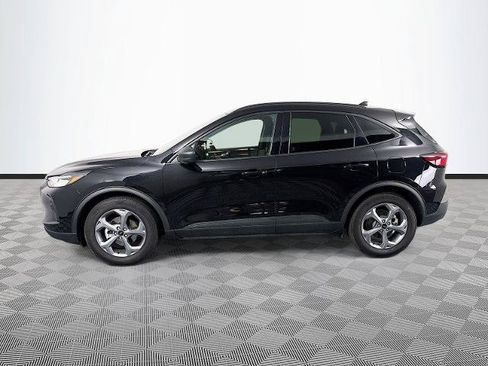 Certified 2025 Ford Escape ST-Line FWD image 4