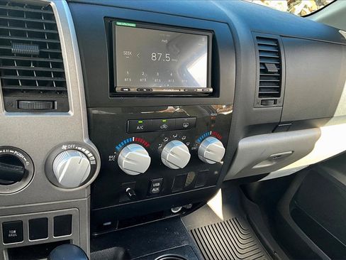 Used 2011 Toyota Tundra Grade image 29