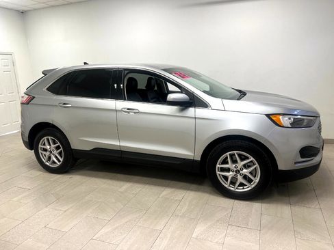Used 2024 Ford Edge SEL image 9
