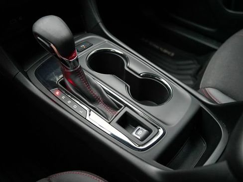 Used 2022 Chevrolet Equinox RS FWD image 30