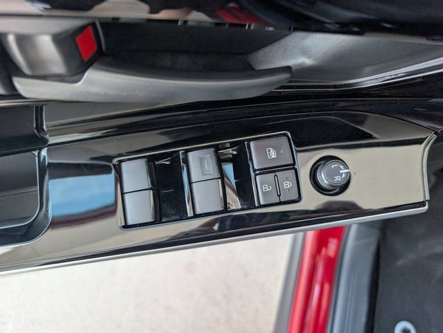 Certified 2024 Subaru Solterra AWD/4WD image 20