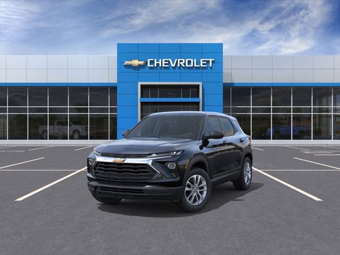 New 2026 Chevrolet TrailBlazer LS image 8