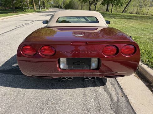 Used 2003 Chevrolet Corvette Convertible w/ Preferred Equipment Group1 RWD image 4