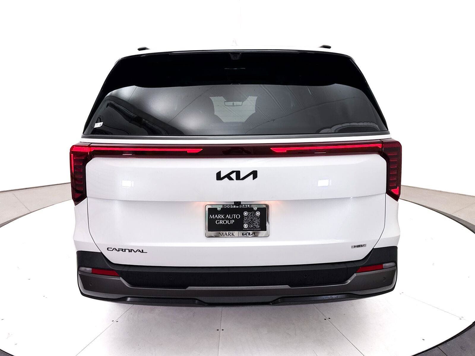 Used 2025 Kia Carnival SX Prestige FWD image 21