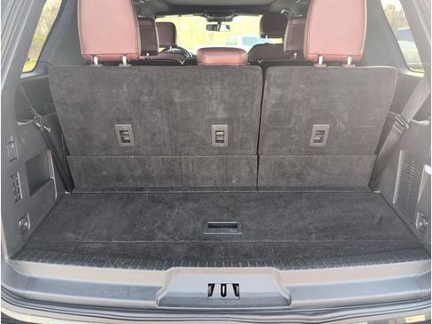 Used 2024 Ford Expedition Limited image 36
