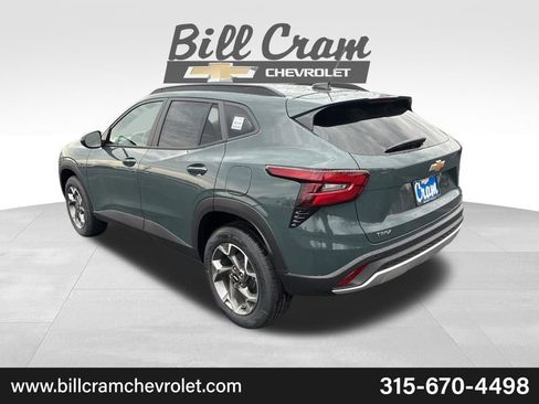 New 2026 Chevrolet Trax LT w/ Driver Confidence Package FWD image 35