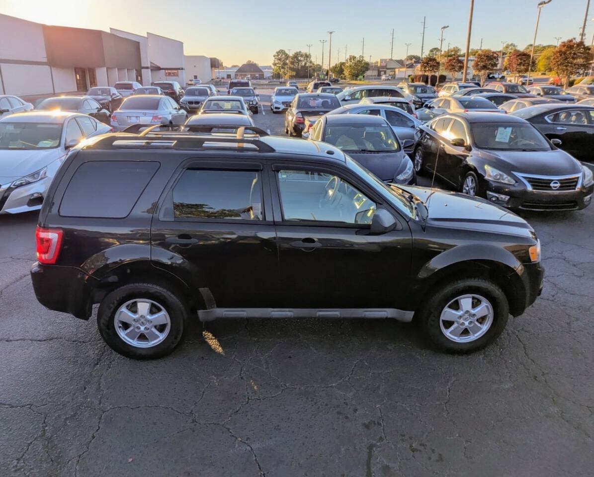 Used 2011 Ford Escape XLT w/ 202A Rapid Spec Order Code FWD image 12