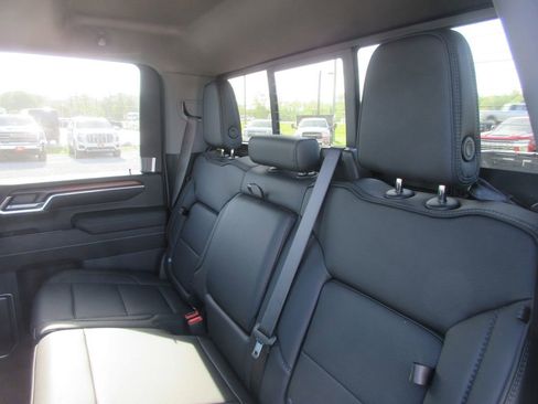 New 2026 GMC Sierra 3500 Denali w/ Denali Reserve Package AWD/4WD image 13