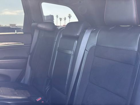 Used 2020 Jeep Grand Cherokee Trailhawk w/ Premium Lighting Group AWD/4WD image 20